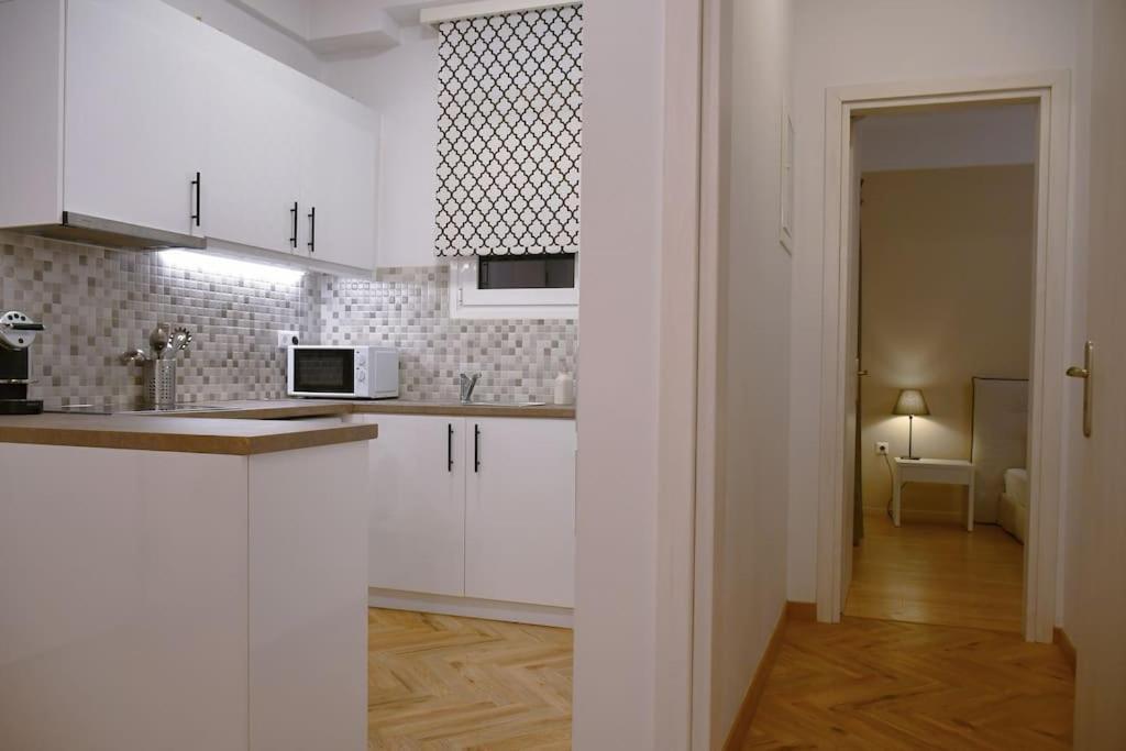 Апартаменти Flat Near Acropolis Hill Афіни Екстер'єр фото