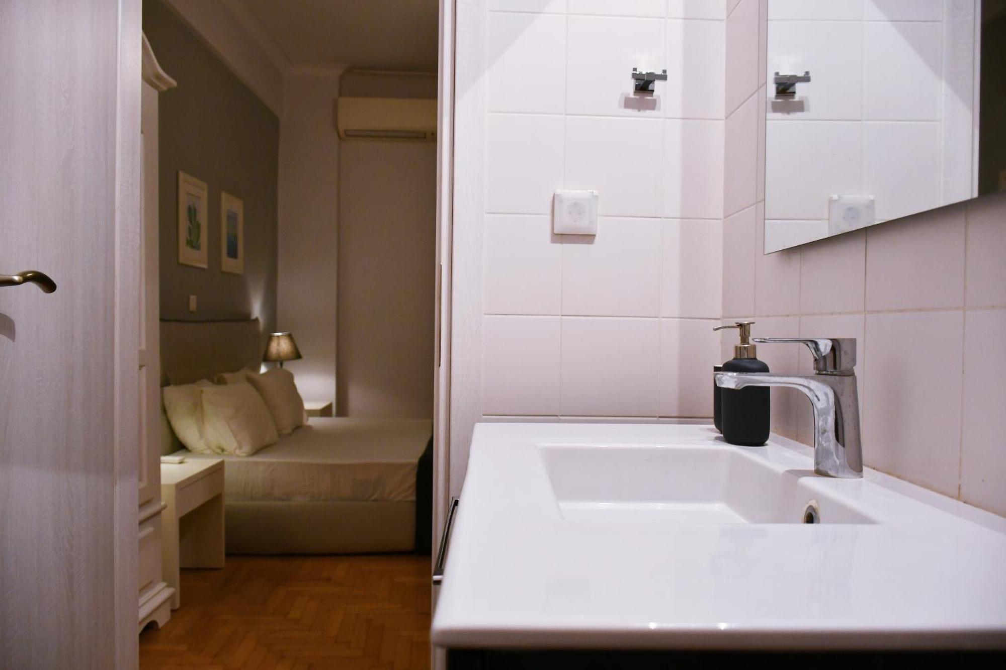 Апартаменти Flat Near Acropolis Hill Афіни Екстер'єр фото